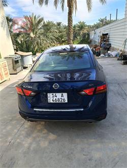 نيسان ألتيما